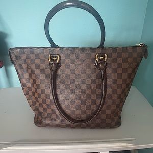 Vintage mid 2000’s Damier Ebene Saleya MM